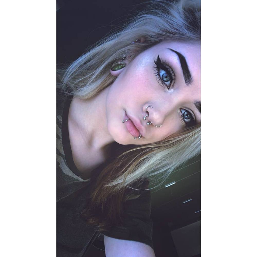 Meet your Posher, Lana